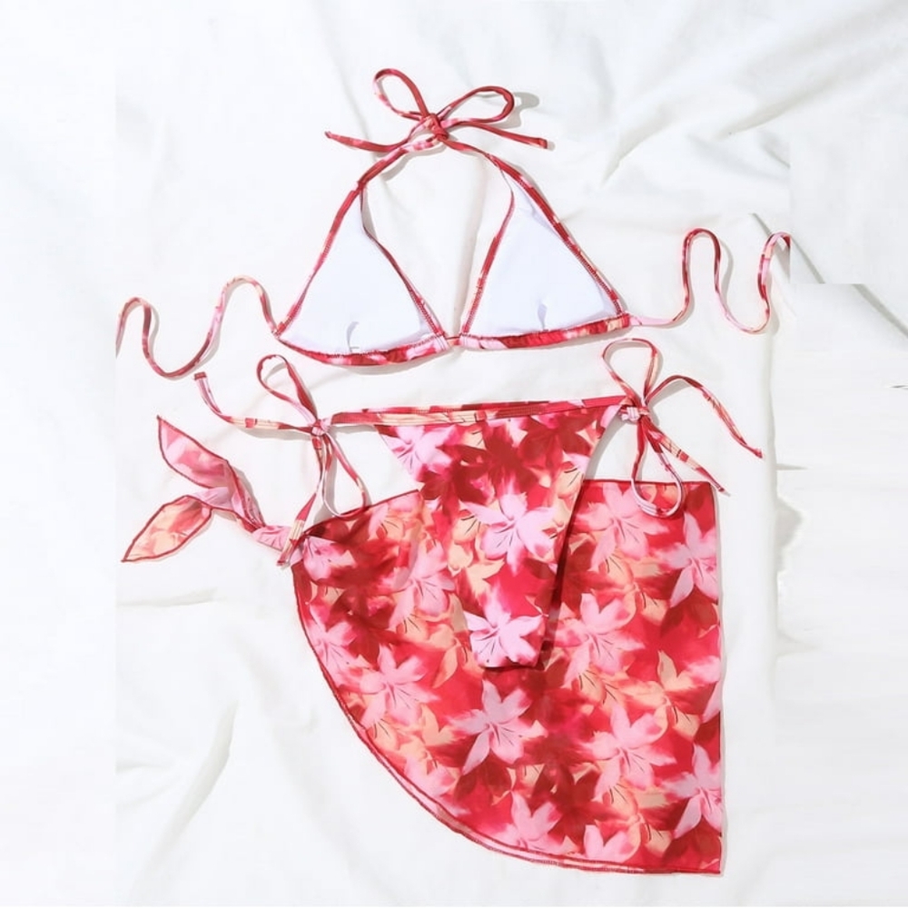 Floral Bikini - Picture 3 of 8